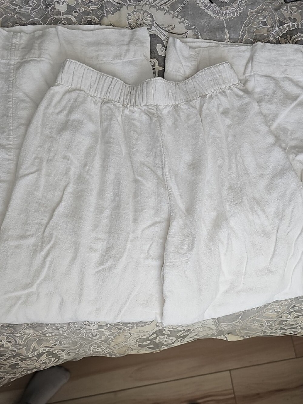 Abercrombie & Fitch White Linen Blend Wide-Leg Elastic Waist Pants